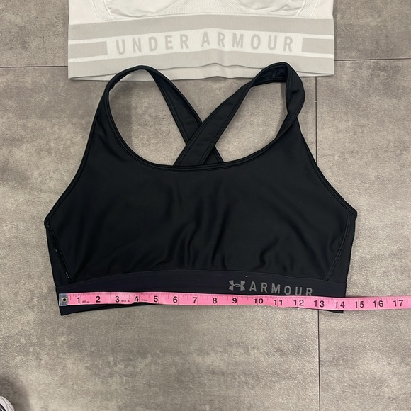 Two under Armour XL sports bras (+3 free) - Picture 4 of 9